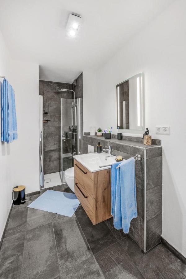 Cityoase Im Zentrum Mit 24-7 Self Check-In, Wlan & Smart Tv Kiel Exterior foto